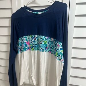 Women’s Lilly Pulitzer long sleeve shirt